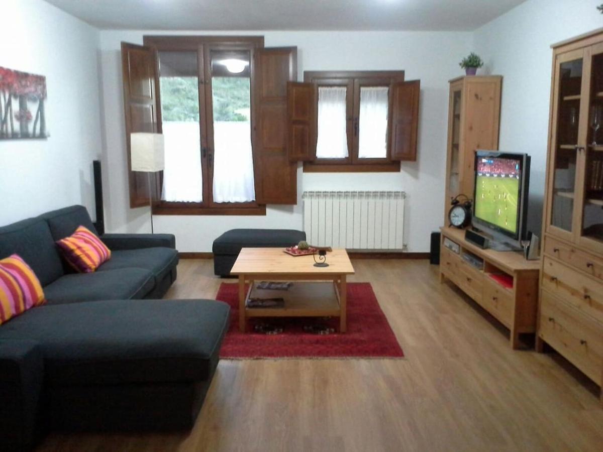Apartamento Fontellas-Ayerbe Fontellas  Εξωτερικό φωτογραφία